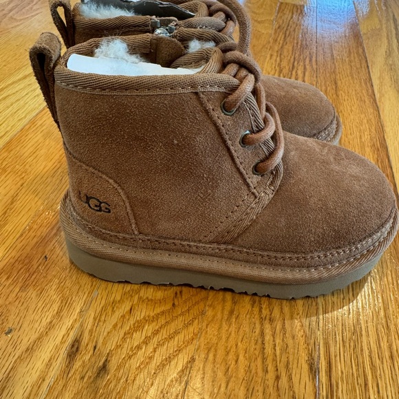 UGG Neumel II Boot - Picture 6 of 10